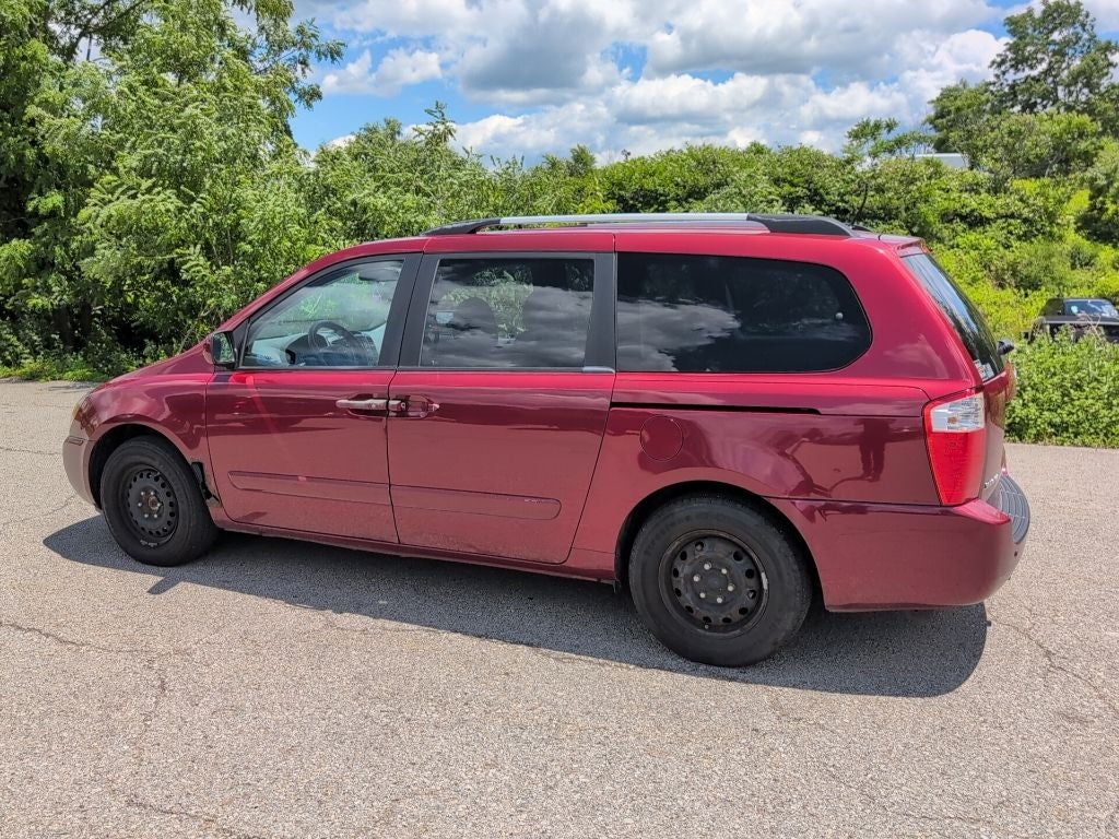 2009 Kia Sedona LX
