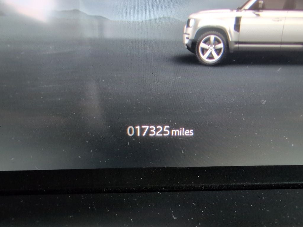 2025 Land Rover Defender 130 S
