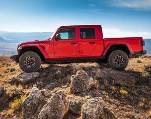 THE OFF-ROAD KING OF MIDSIZE TRUCKS5