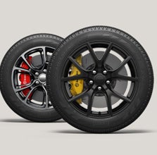 HIGH-PERFORMANCE BREMBO BRAKES